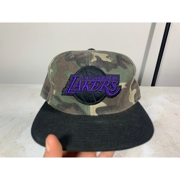 Mitchell & Ness LA Los Angeles Lakers Natural Camo Snapback Cap Hat Adjustable - Picture 1 of 12